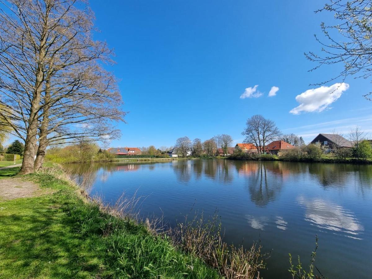 Ferienhaus Steuerbord Im Bootshaus Neßmersiel Eksteriør billede