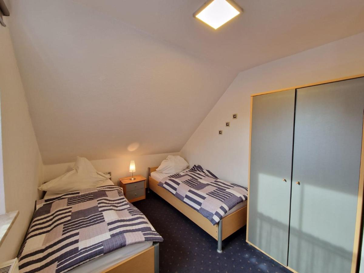 Ferienhaus Steuerbord Im Bootshaus Neßmersiel Eksteriør billede